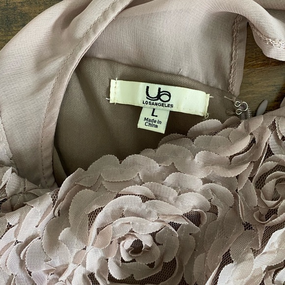 Semi-formal dress with floral overlay - Picture 4 of 4